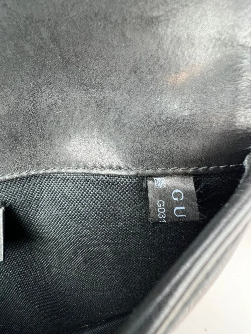 Gucci pre owned